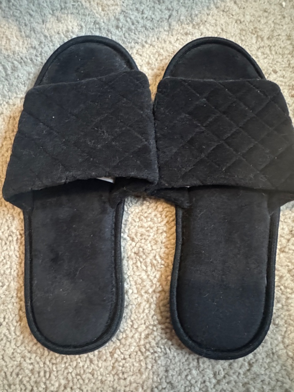 Women’s Black Quilted Slide Slippers